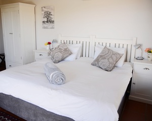 Extra large bed, comfortable clean, affordable accommodation